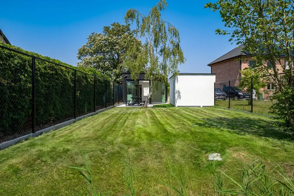 Prachtig vernieuwde bungalow te Schriek foto 22