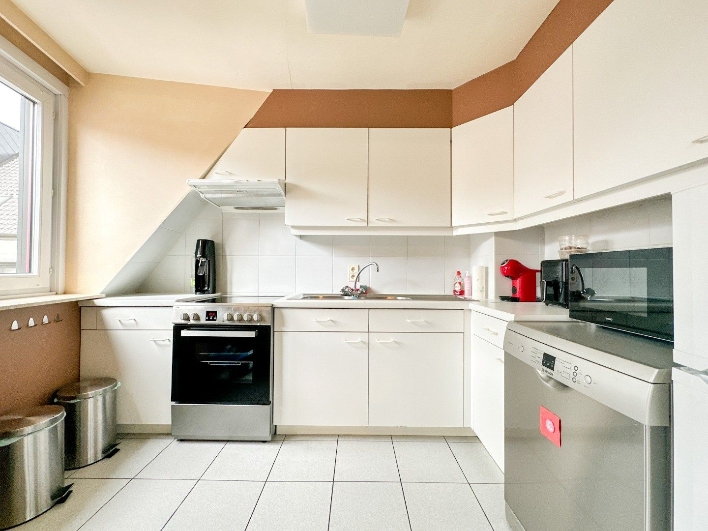 Verzorgd 1-slpk appartement, rustige ligging te Torhout foto 6