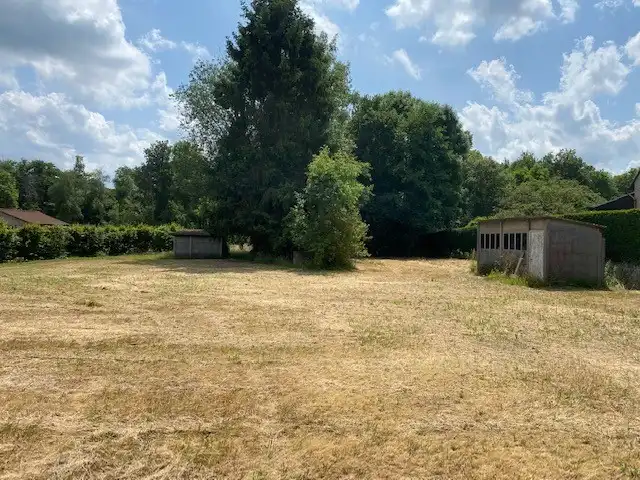 Prachtig perceel villagrond | 1349 m². foto {{pictureIndex}}