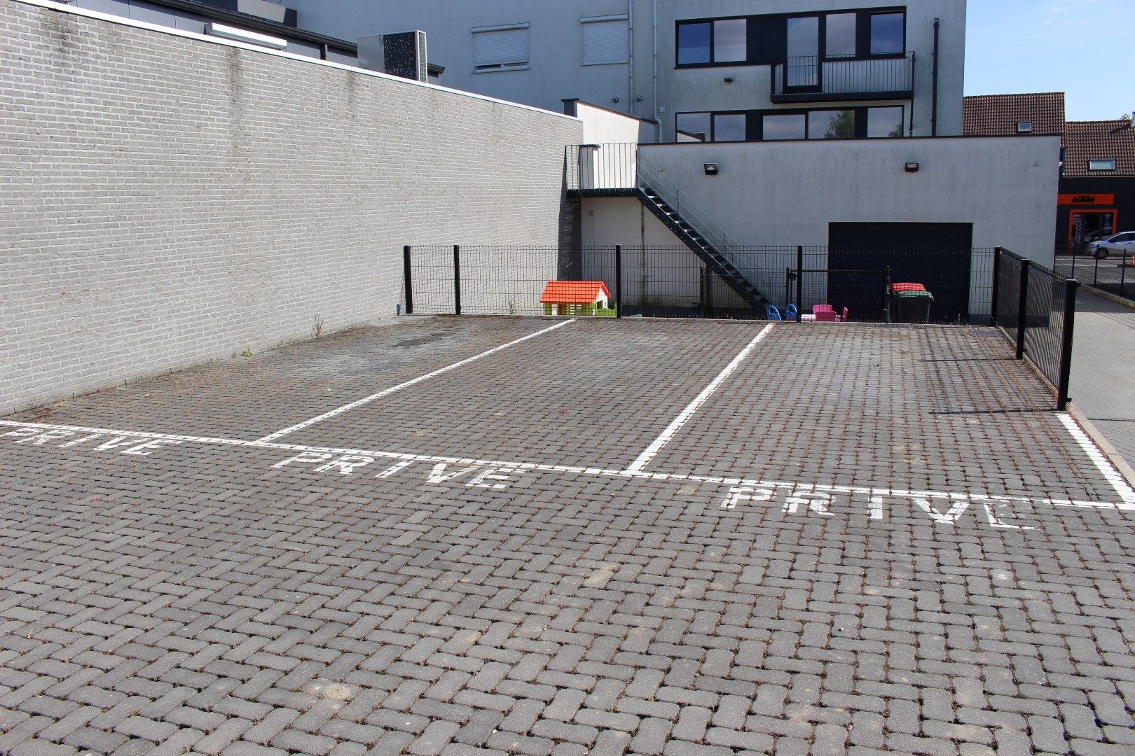 Duplex appartement met groot terras. foto 16