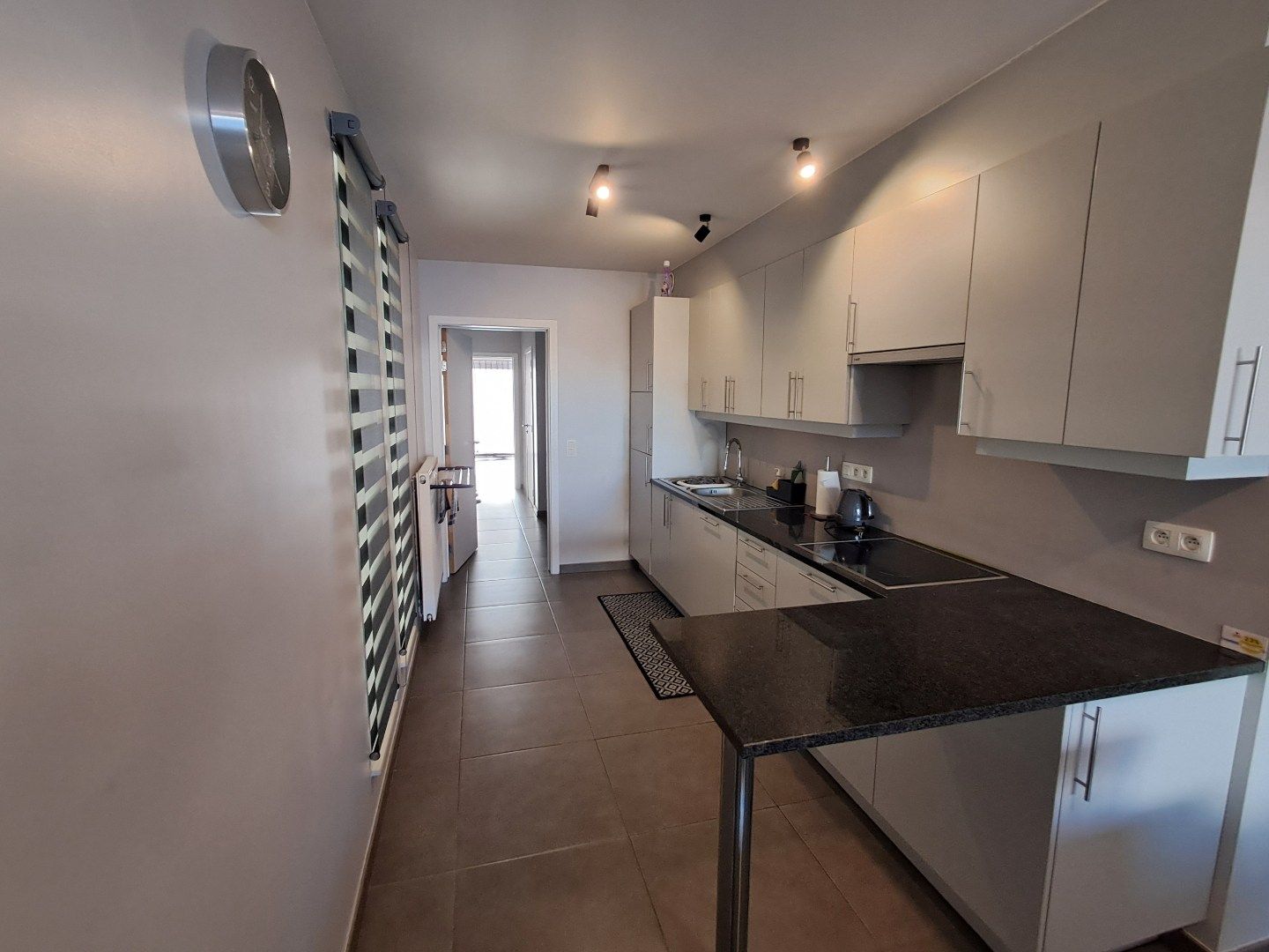 Gelijkvloers appartement in het centrum van Sijsele. foto 4