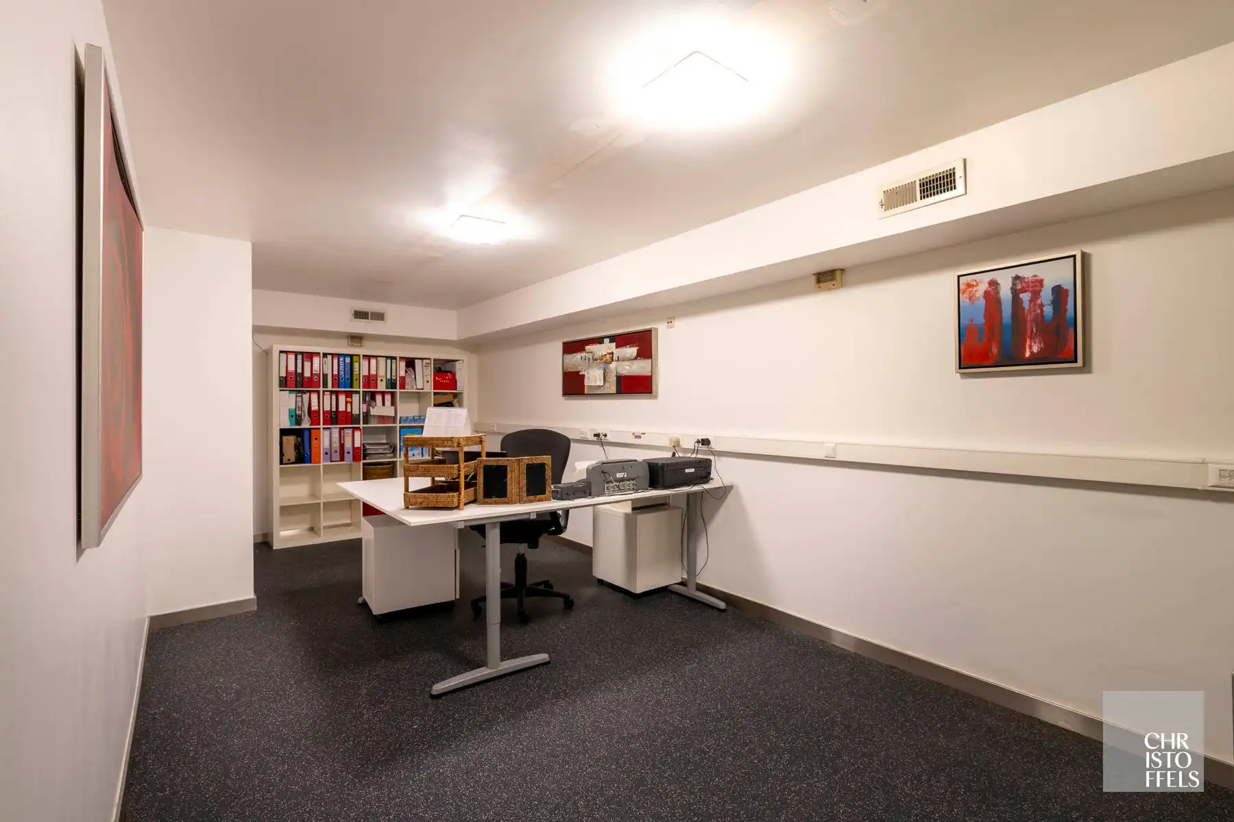 Tijdloze elegante villa met praktijkruimte (422 m²) op perceel van 1.672 m² foto 19