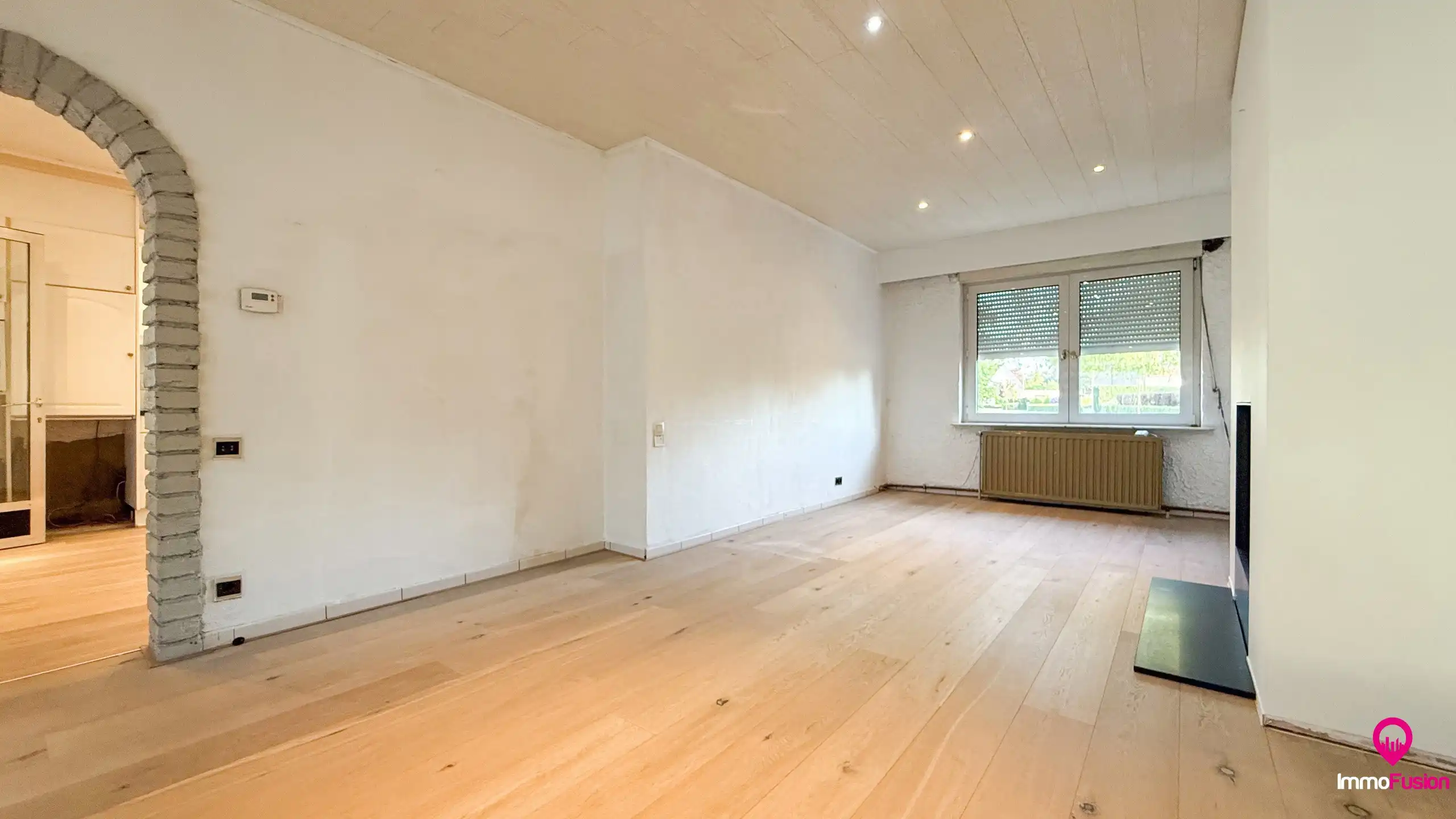 Charmante woning met 3 slaapkamers op ruim perceel van 890m² foto 6