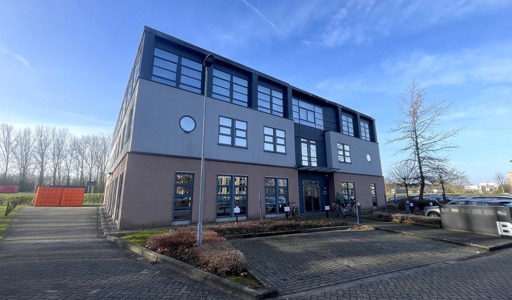Instapklare kantoorruimte te huur in Businesspark E19 te Mechelen foto {{pictureIndex}}