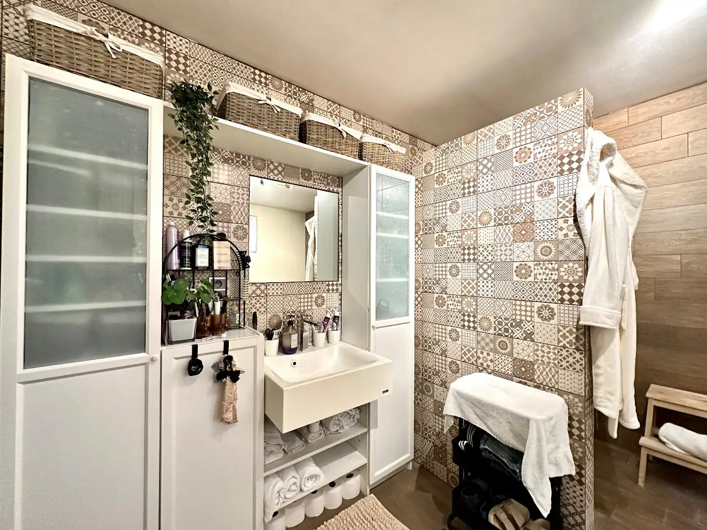 TE KOOP: goed draaiende horecazaak met woonst in centrum Tongeren foto 24