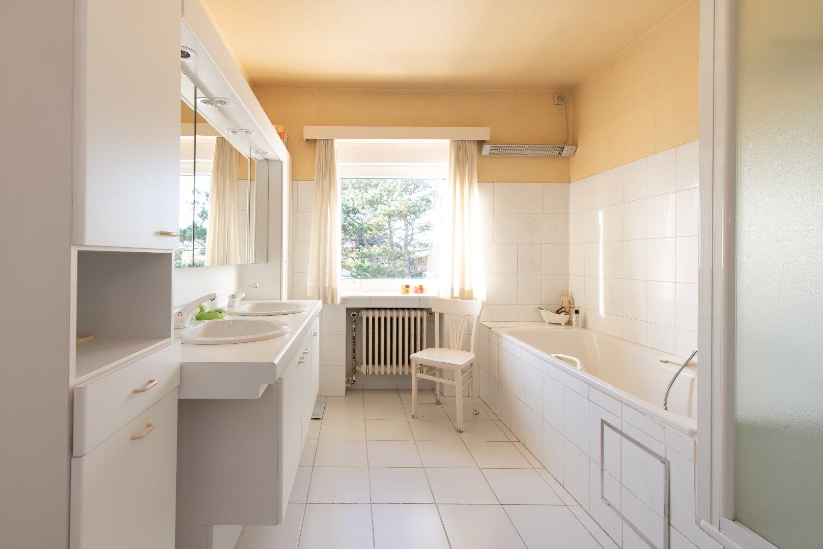 Statige en karaktervolle villa gelegen in de Simli-wijk te Nieuwpoort op 1151 m² - topligging! foto 17