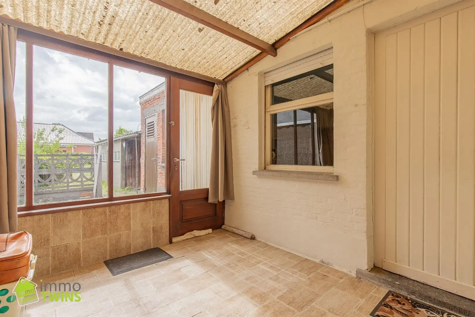 Te renoveren woning met uitweg, garage en tuin te Zele | BEZOEKDAG op afspraak foto 4