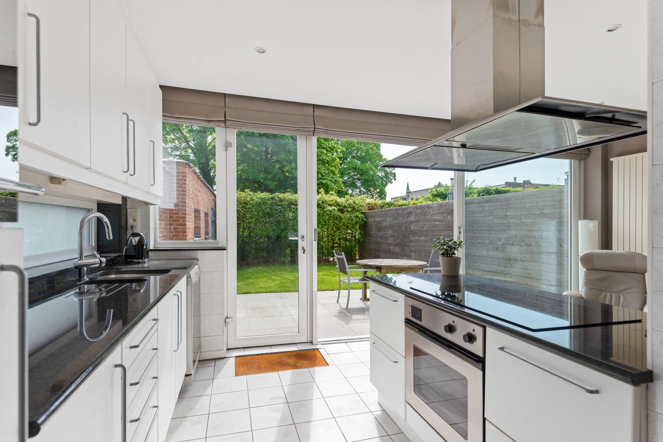 Instapklare halfopen woning op toplocatie foto 5