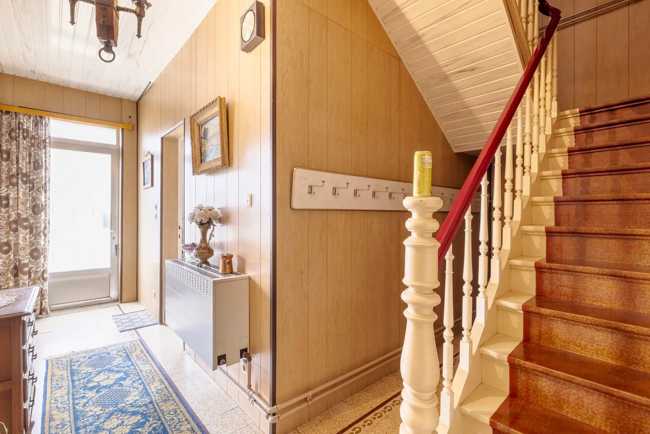 Karaktervolle woning met 3-4 slpk foto 3