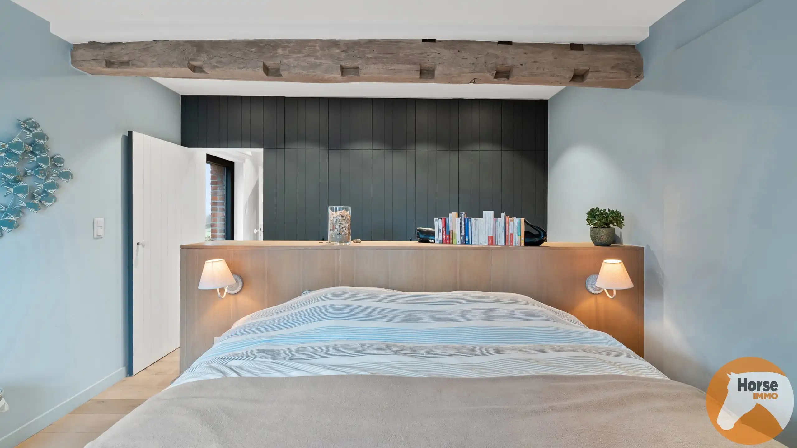 GOOIK - Luxueus afgewerkte hoeve met bijgebouw en weide foto 13