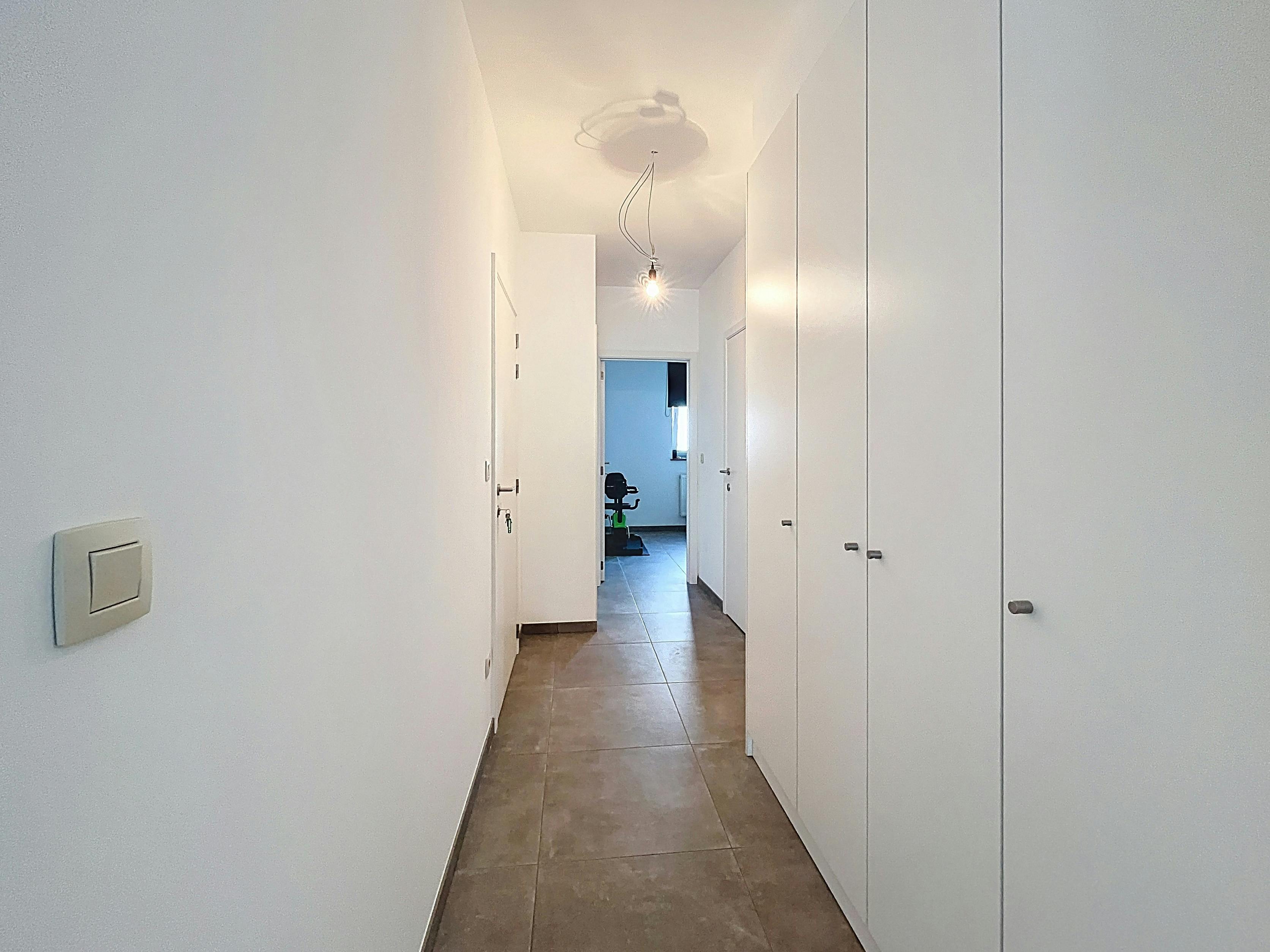 Instapklaar gelijkvloers appartement met 2 slaapkamers in Sint-Stevens-Woluwe foto 9