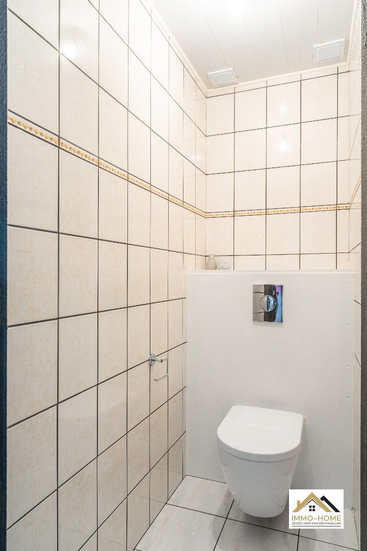 Instapklare halfopen bebouwing in groene omgeving foto 28
