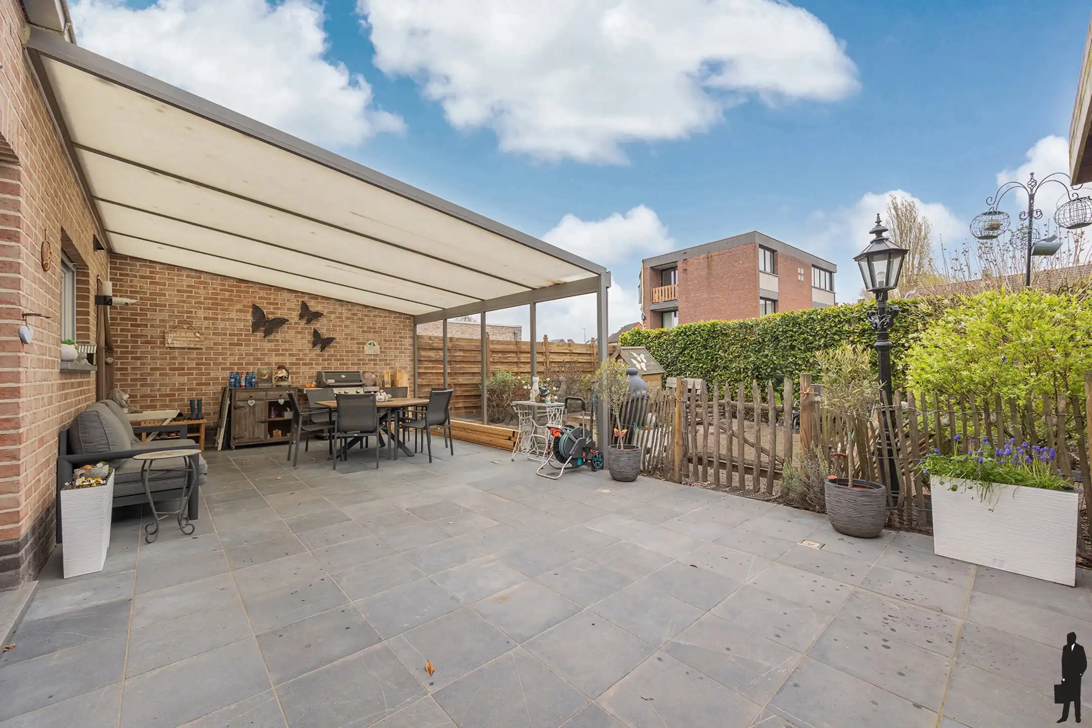 Instapklare gezinswoning met 3 slpk, tuin, garage & carport  foto 19