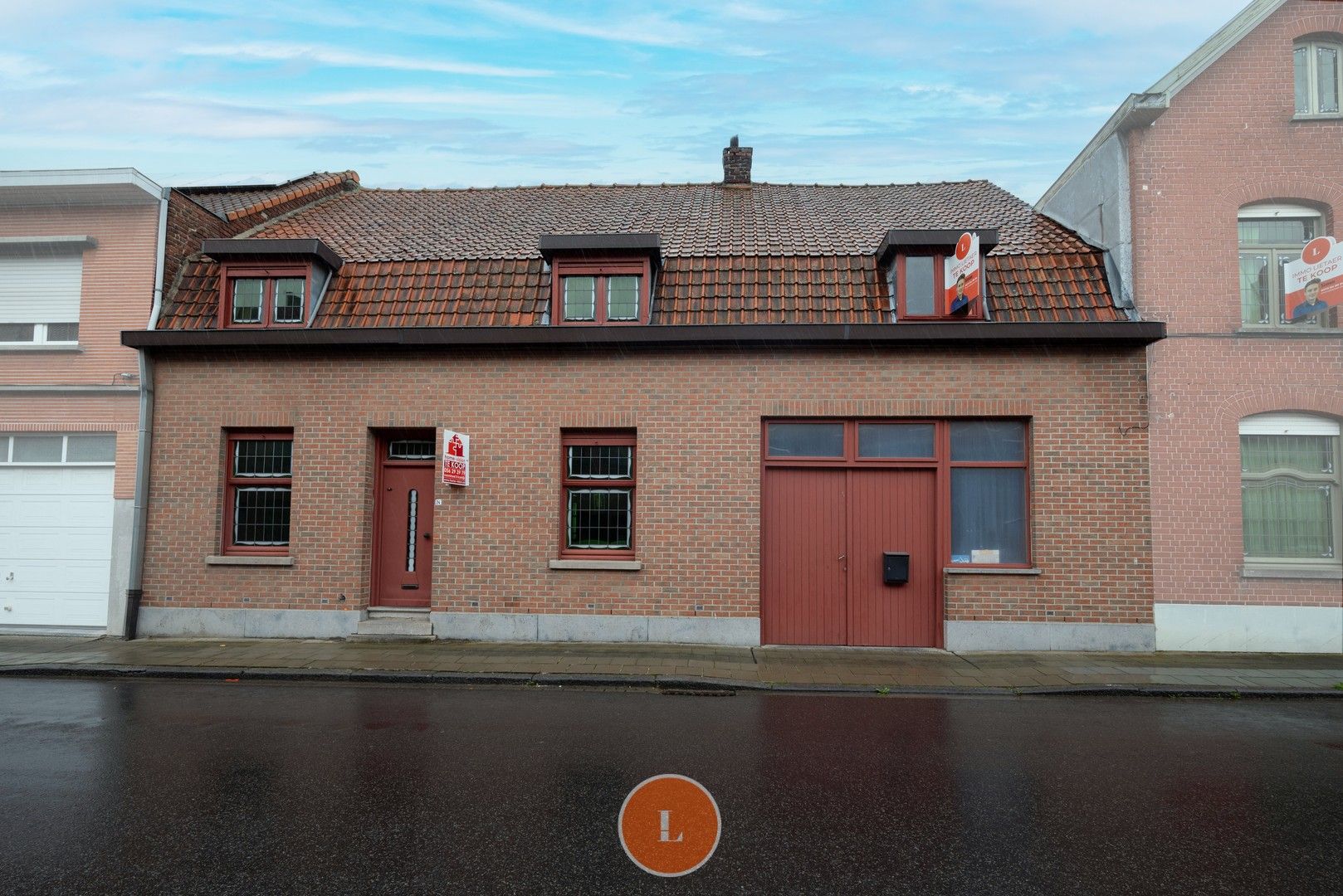 Te Koop: Ruime Woning in Centrum Menen - Perfect voor Renovatie of Projectgrond foto 1