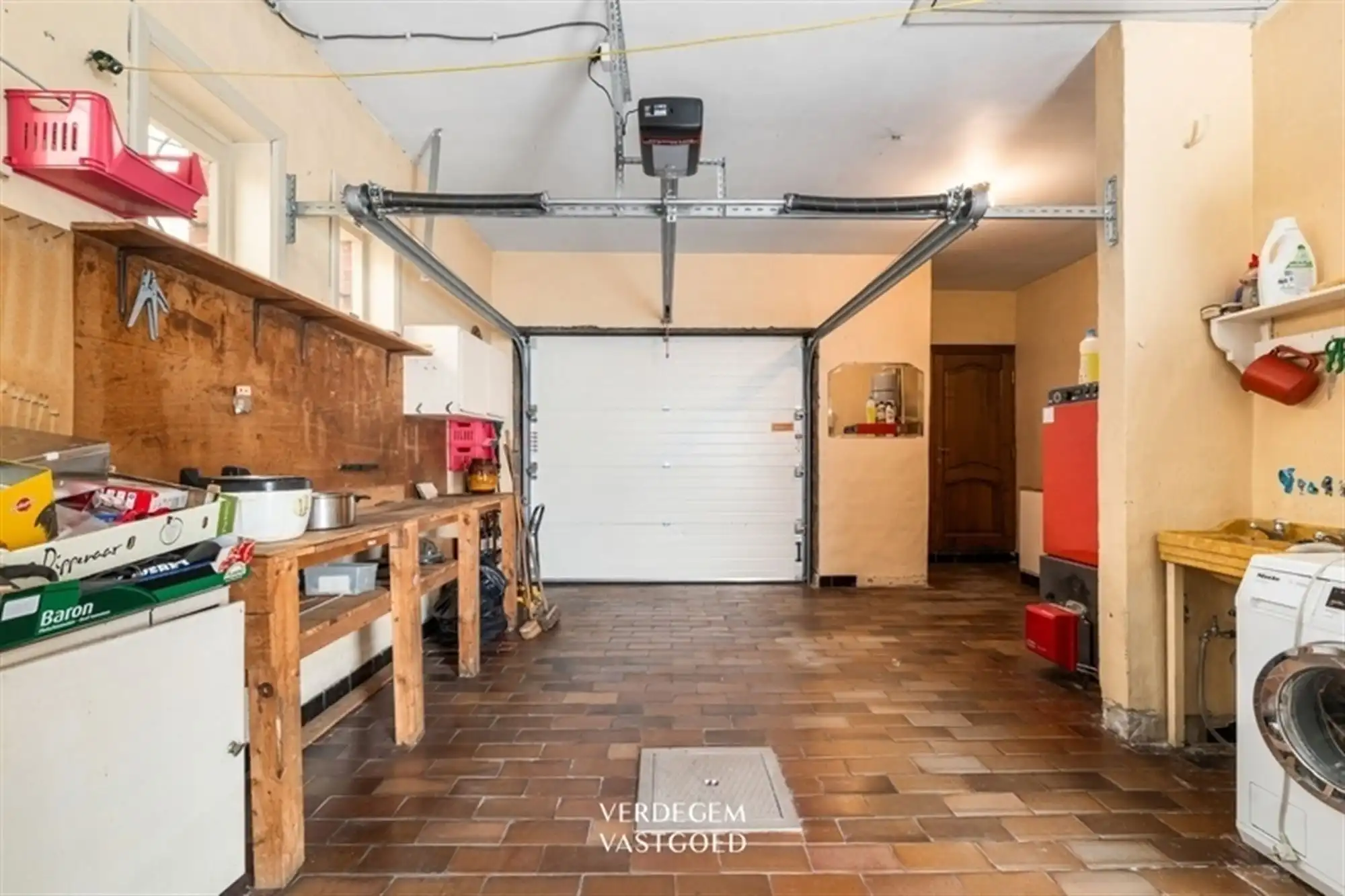 Fijne bungalow op toplocatie met 3 slaapkamers, grote tuin en garage foto 17