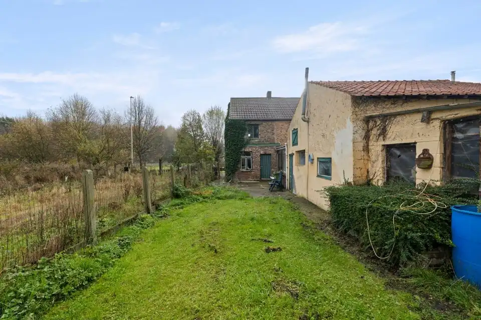 TE RENOVEREN WONING IN HET LANDELIJKE HEERS foto 20