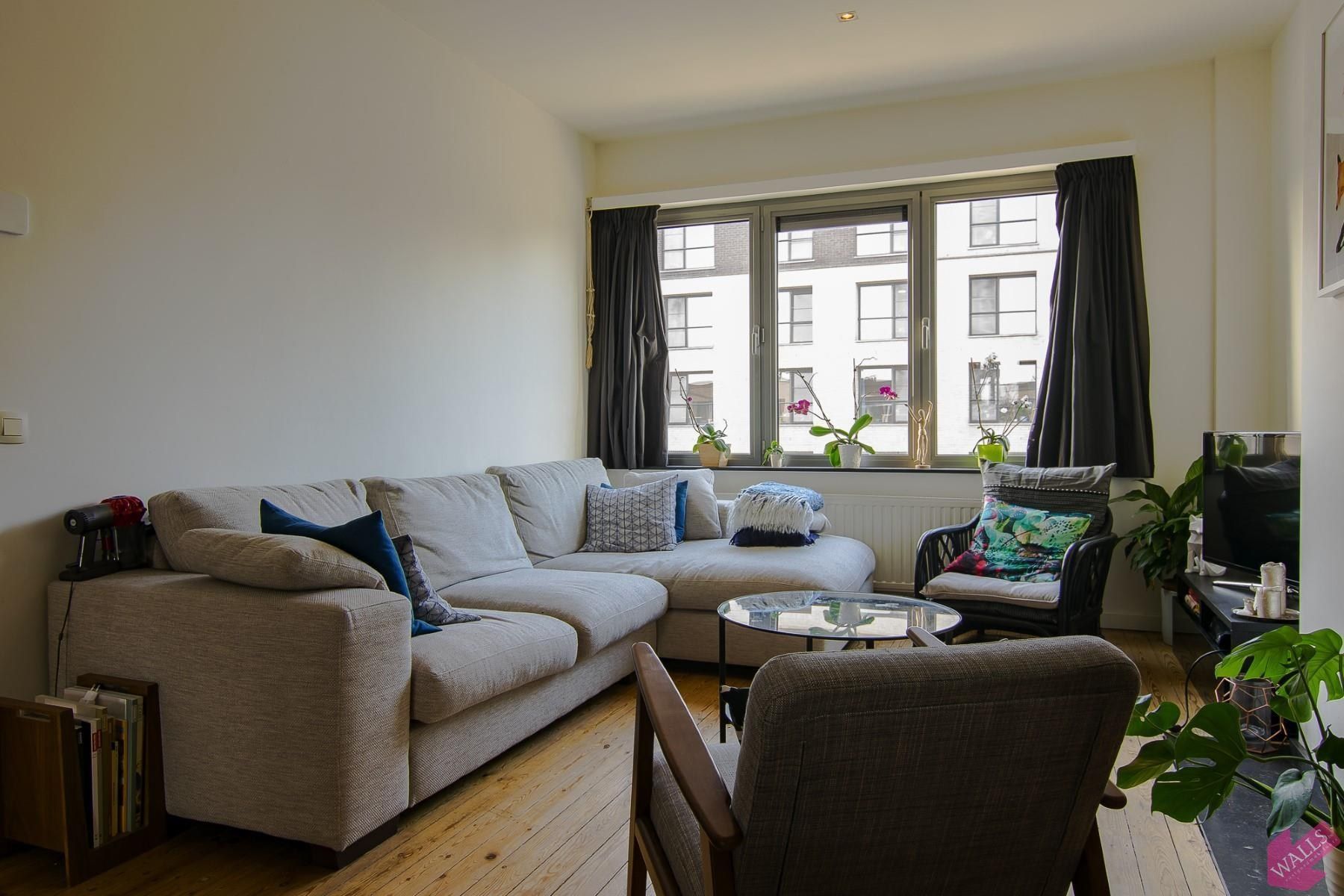 Charmant appartement met 2 grote slaapkamers foto 2