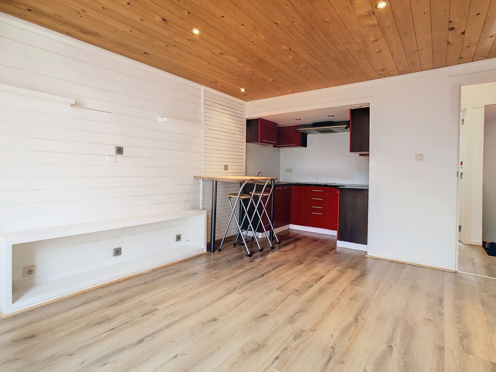 Huis en app. met 2 huisnrs., toonzaal, garage in centrum   foto 9