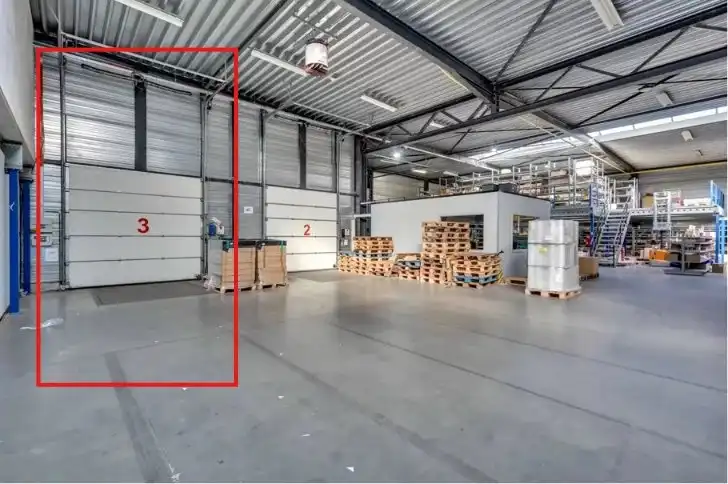 Industrieel gebouw op strategische locatie foto 4