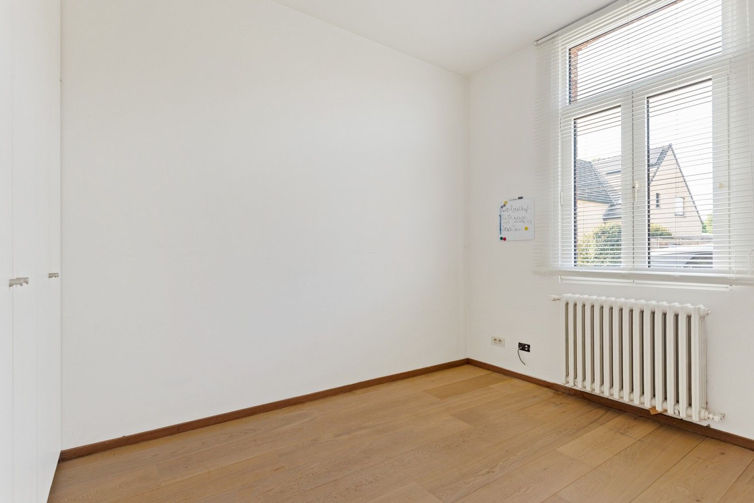 Vrijstaande en gemoderniseerde woning foto 7