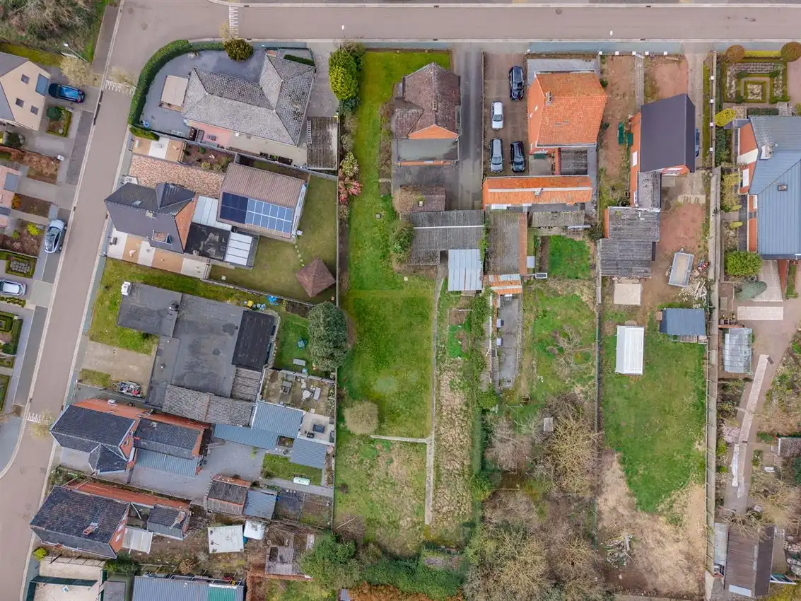 Rustig gelegen te renoveren woning met 3 slk foto 34