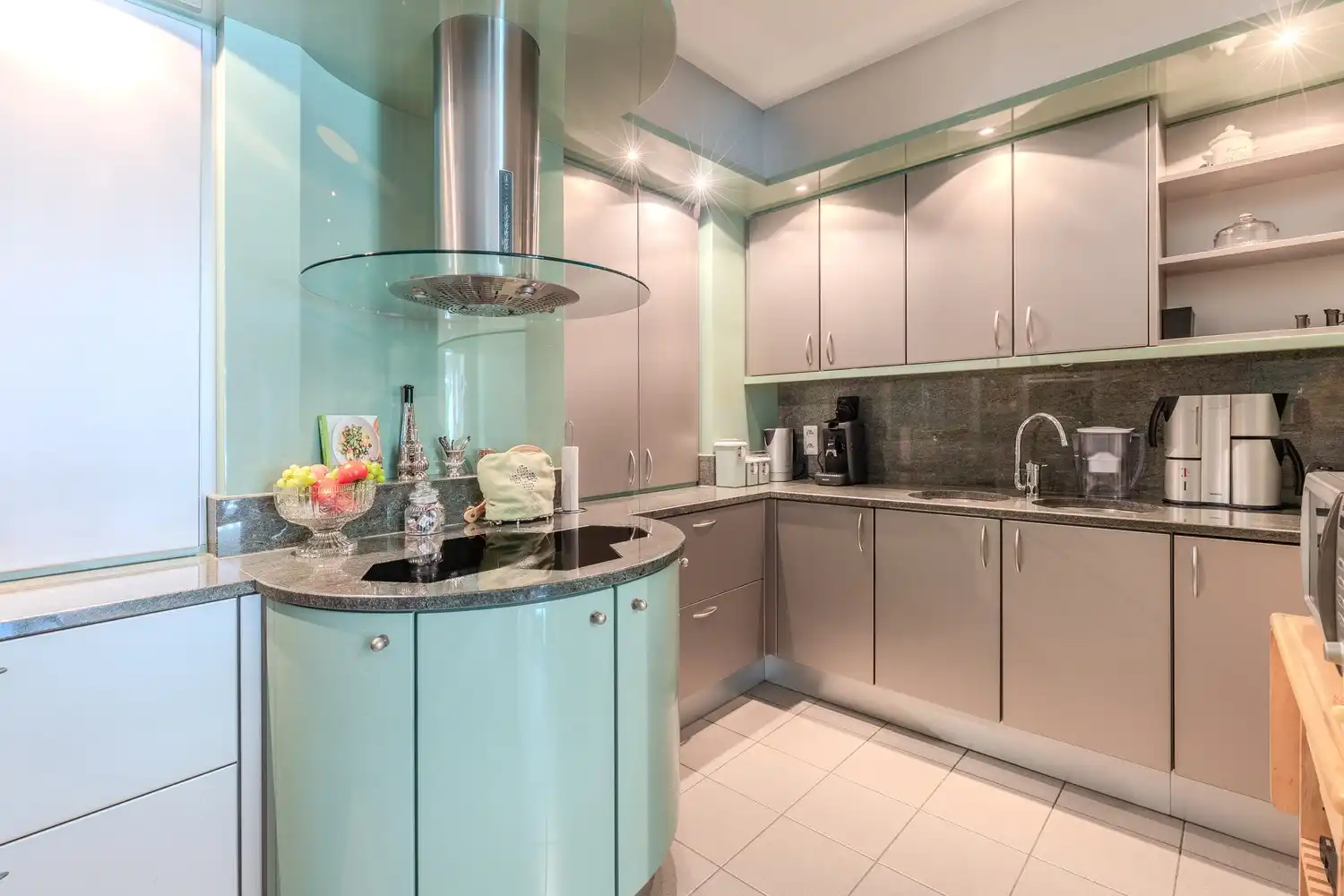 Gelijkvloers appartement met twee slaapkamers en garage in hartje Lanaken foto 15