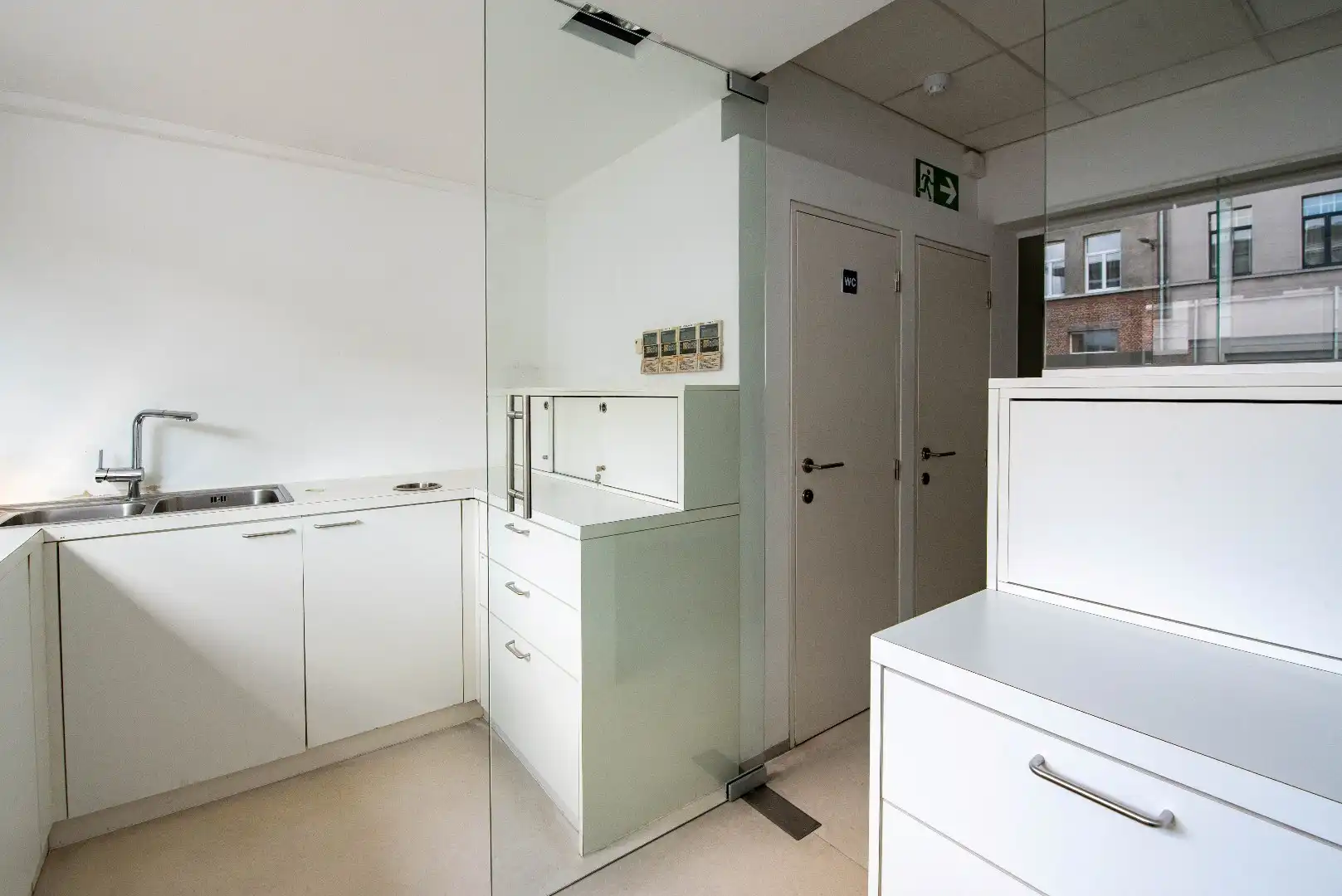 Boomsesteenweg 223 - Veelzijdige commerciële ruimtes te Wilrijk  foto 24