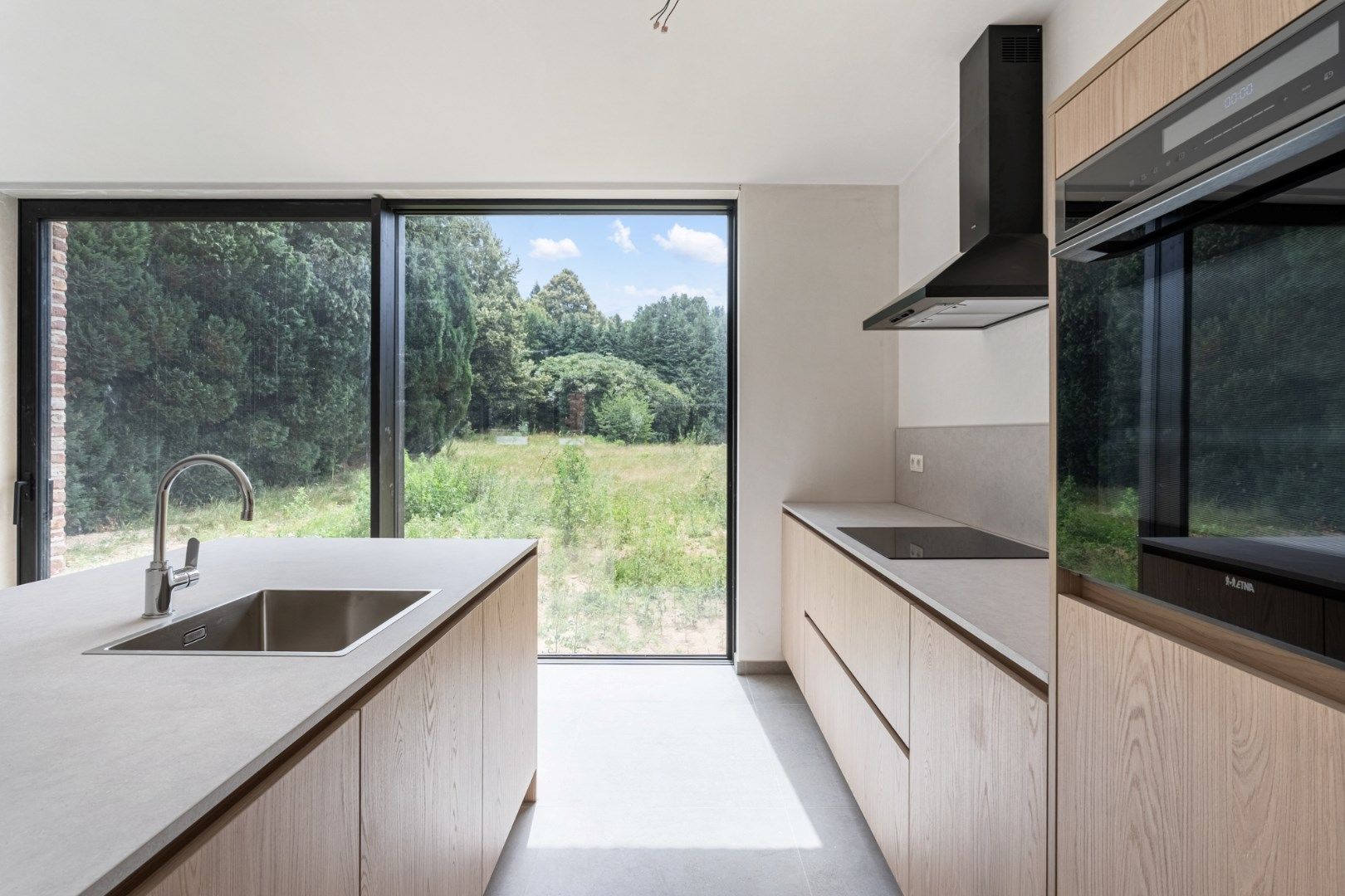 Volledig afgewerkte halfvrijstaande Bijna Energie Neutrale nieuwbouwwoning (BEN) op een perceel van 6a49ca op een gunstige locatie te Helchteren!  foto 10