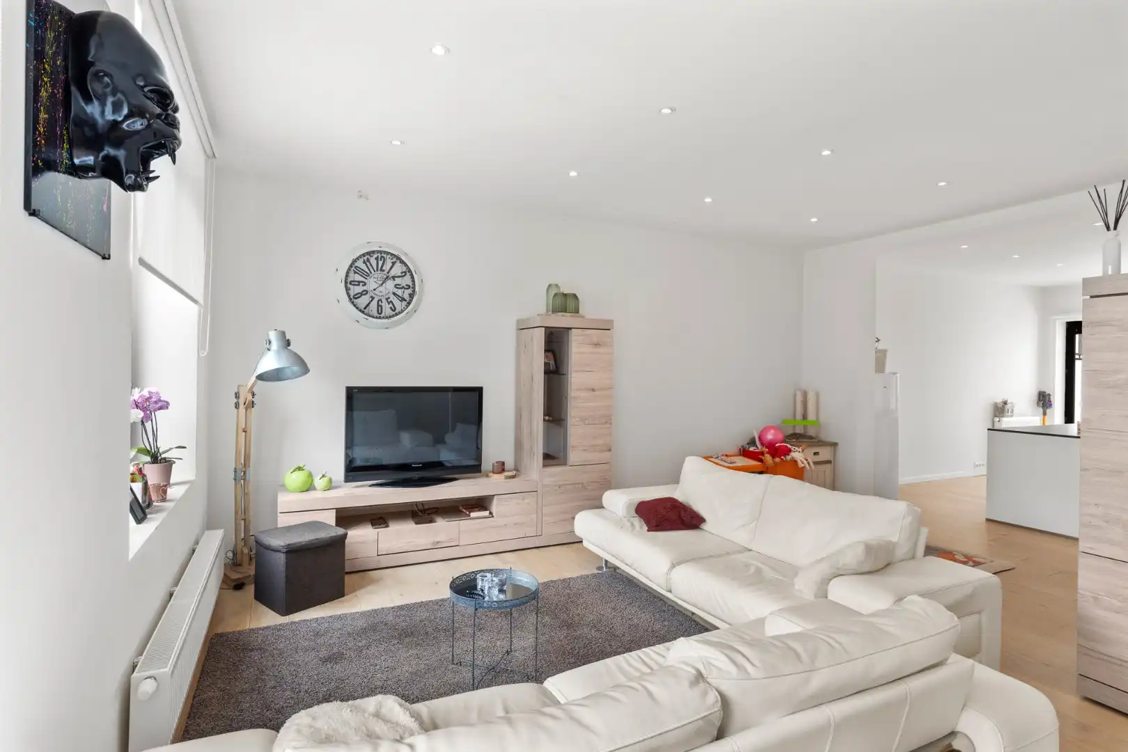 SCHITTEREND 2 SLPK APPARTEMENT MET ZONNIG TERRAS VLAKBIJ CENTRUM foto 4