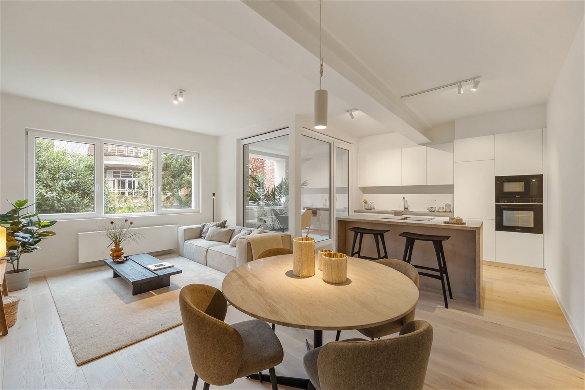 Gerenoveerde appartementen in de Tentoonstellingswijk foto {{pictureIndex}}