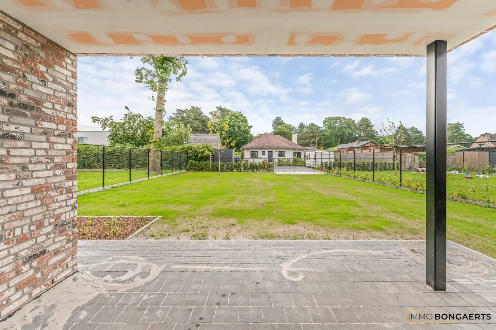 Volledig afgewerkte nieuwbouwwoning met 4 slaapkamers. foto 26