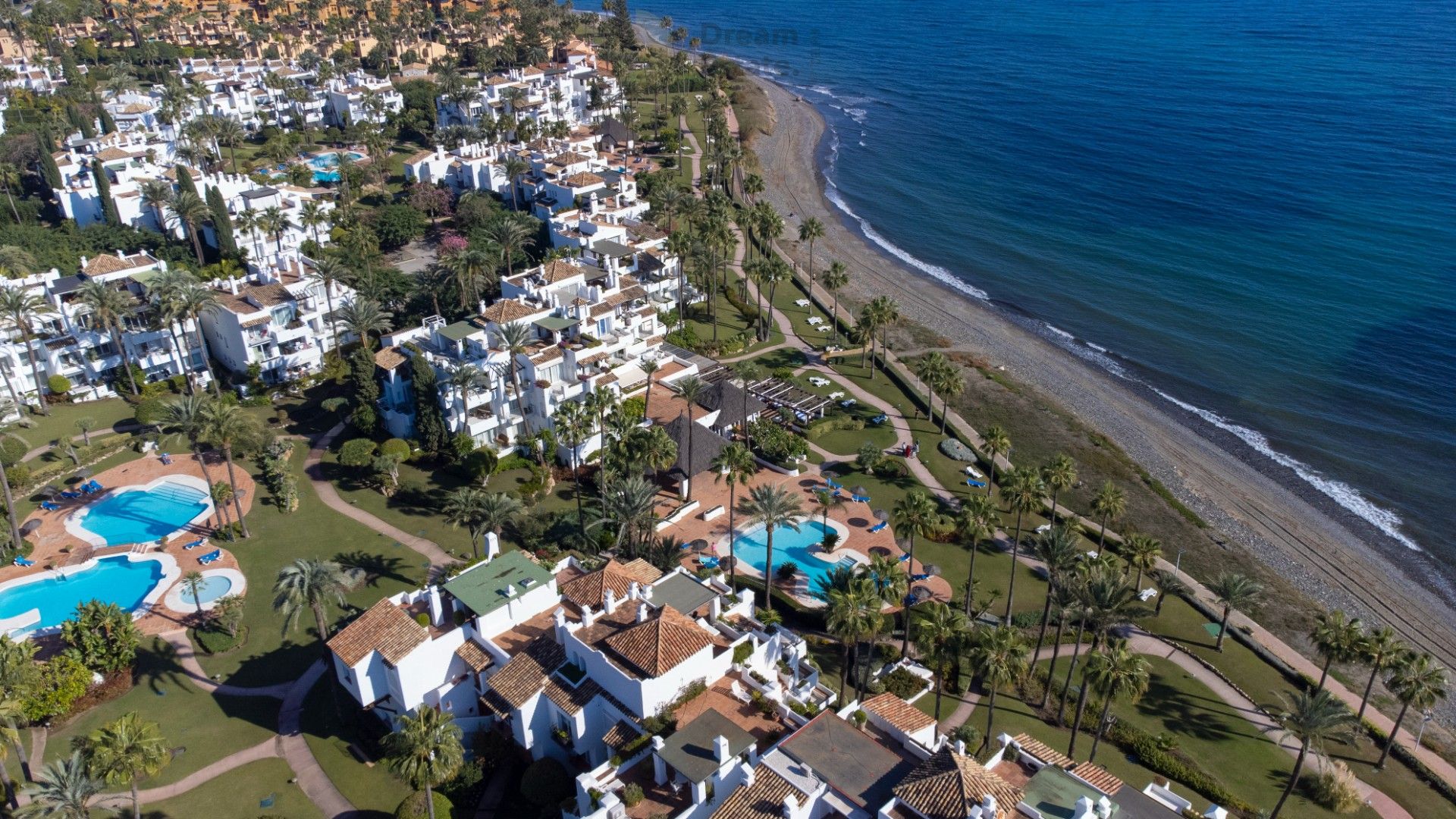 Luxe penthouse frontline beach Estepona. foto 58