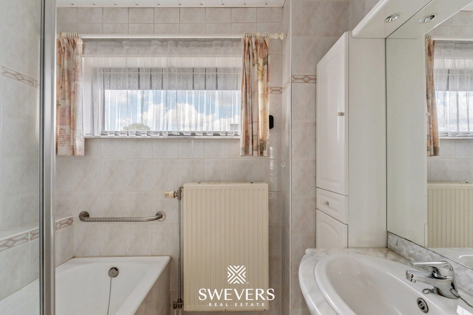Ruime gezinswoning met renovatiepotentieel in Borgloon foto 17