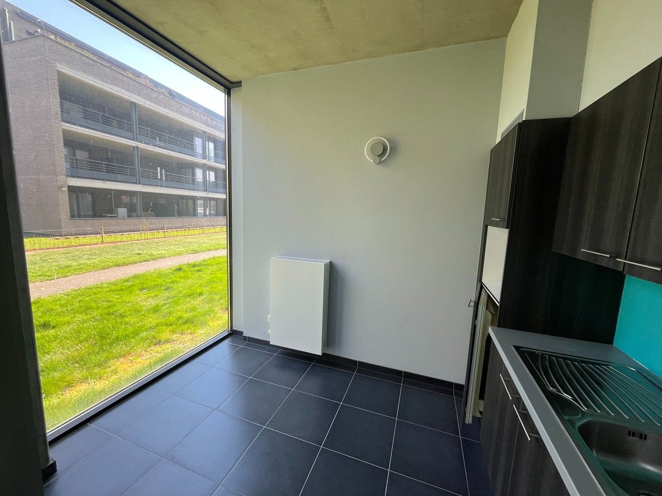 652m² kantoren foto 9