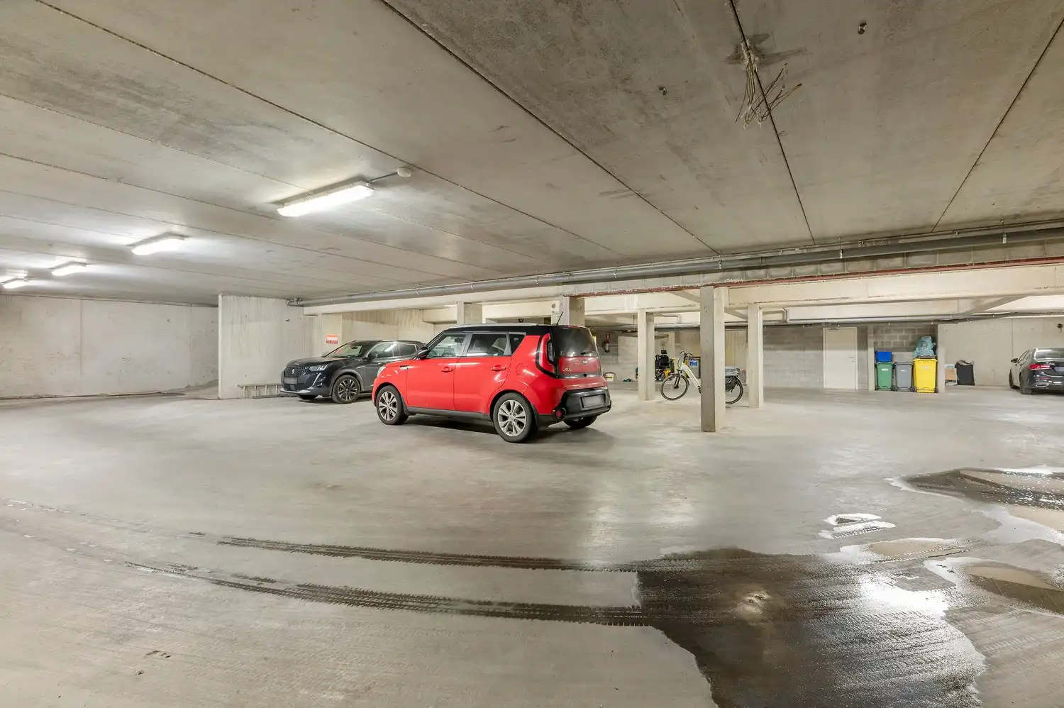 Gunstig gelegen loft met 2 slaapkamers foto 24