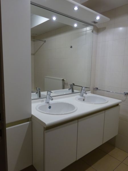 Lichtrijk hoekappartement met 2 kamers, ruim terras met prachtig zicht en garage foto 11