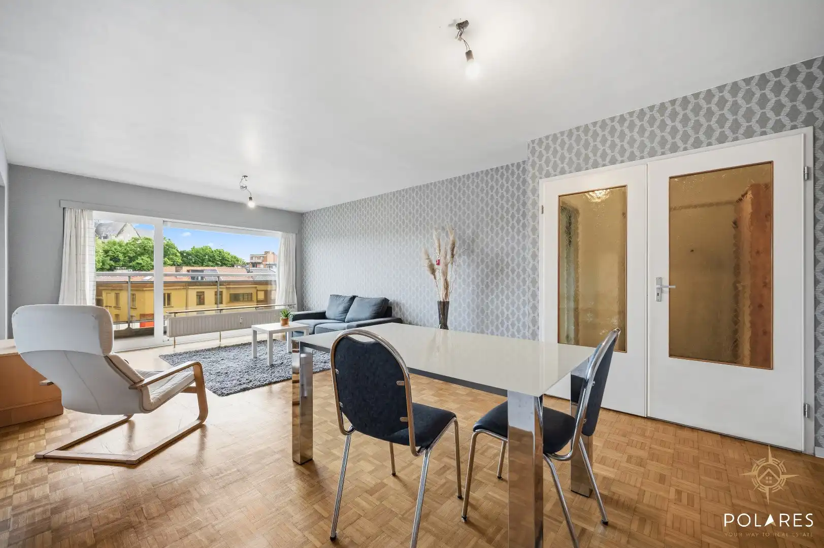 Tweeslaapkamerappartement met kelder én garagebox op een centrale ligging foto 5