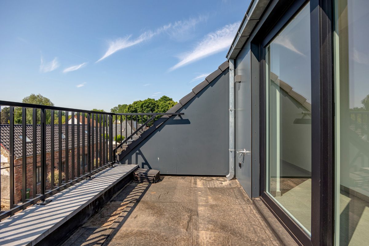 Mooie, ruime penthouse foto 8