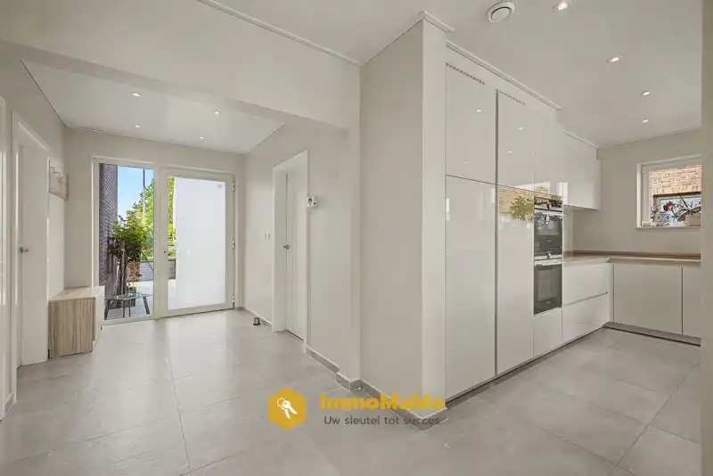 VERKOCHT - RUSTIG GELEGEN VILLA MET 3 (BAD)KAMERS TE KOOP IN WACHTEBEKE foto 6