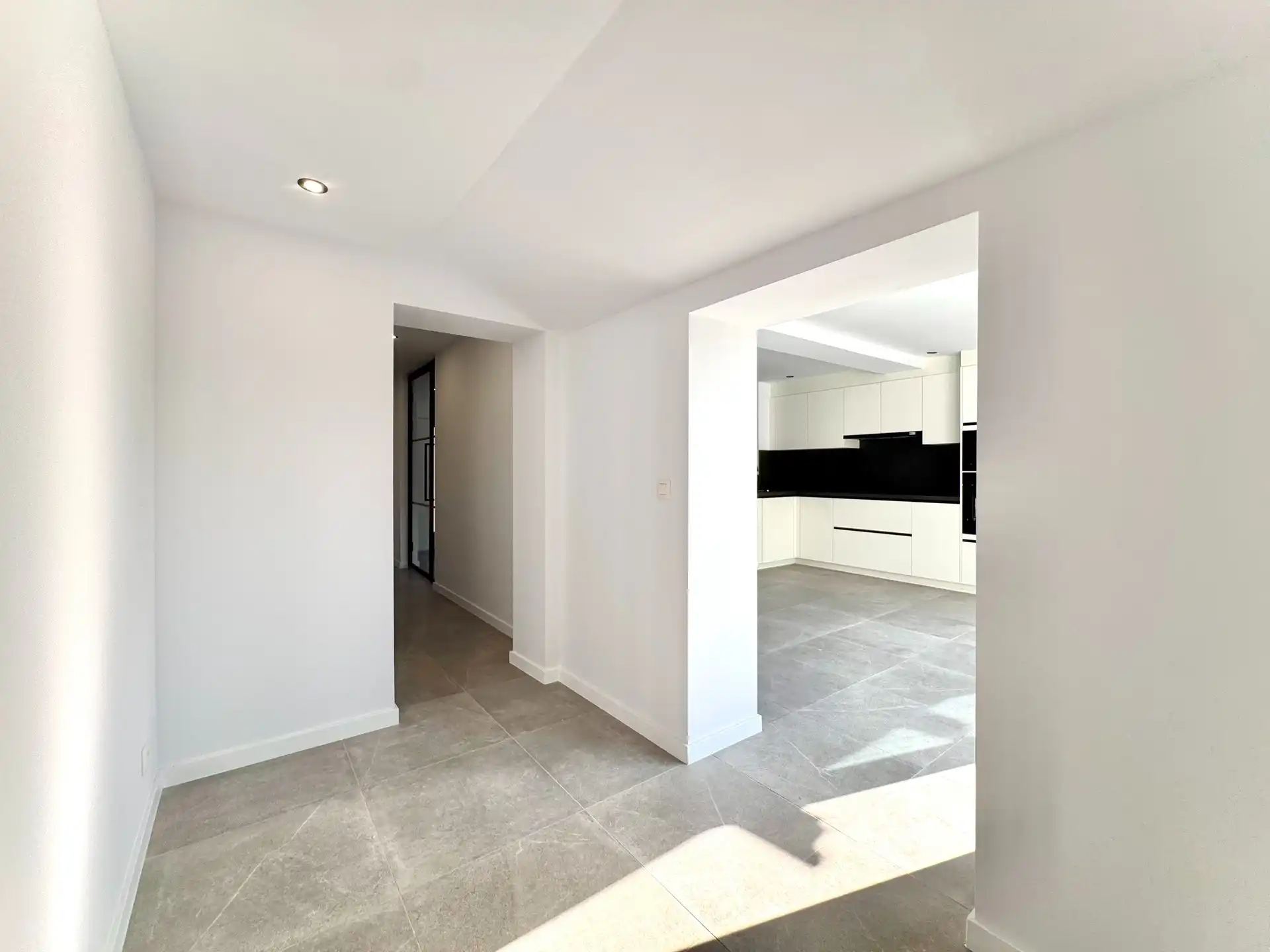 VOLLEDIG GERENOVEERDE WONING | TUIN | GARAGE | 294 M² foto 16