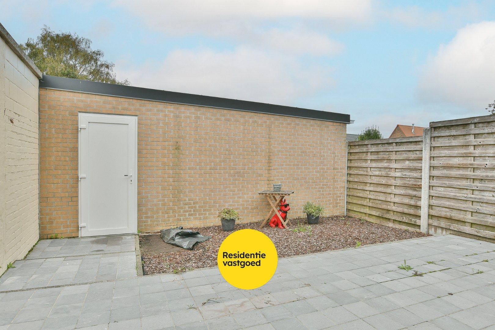 Modern appartement met koer/terras en garagebox in Bekegem foto 5