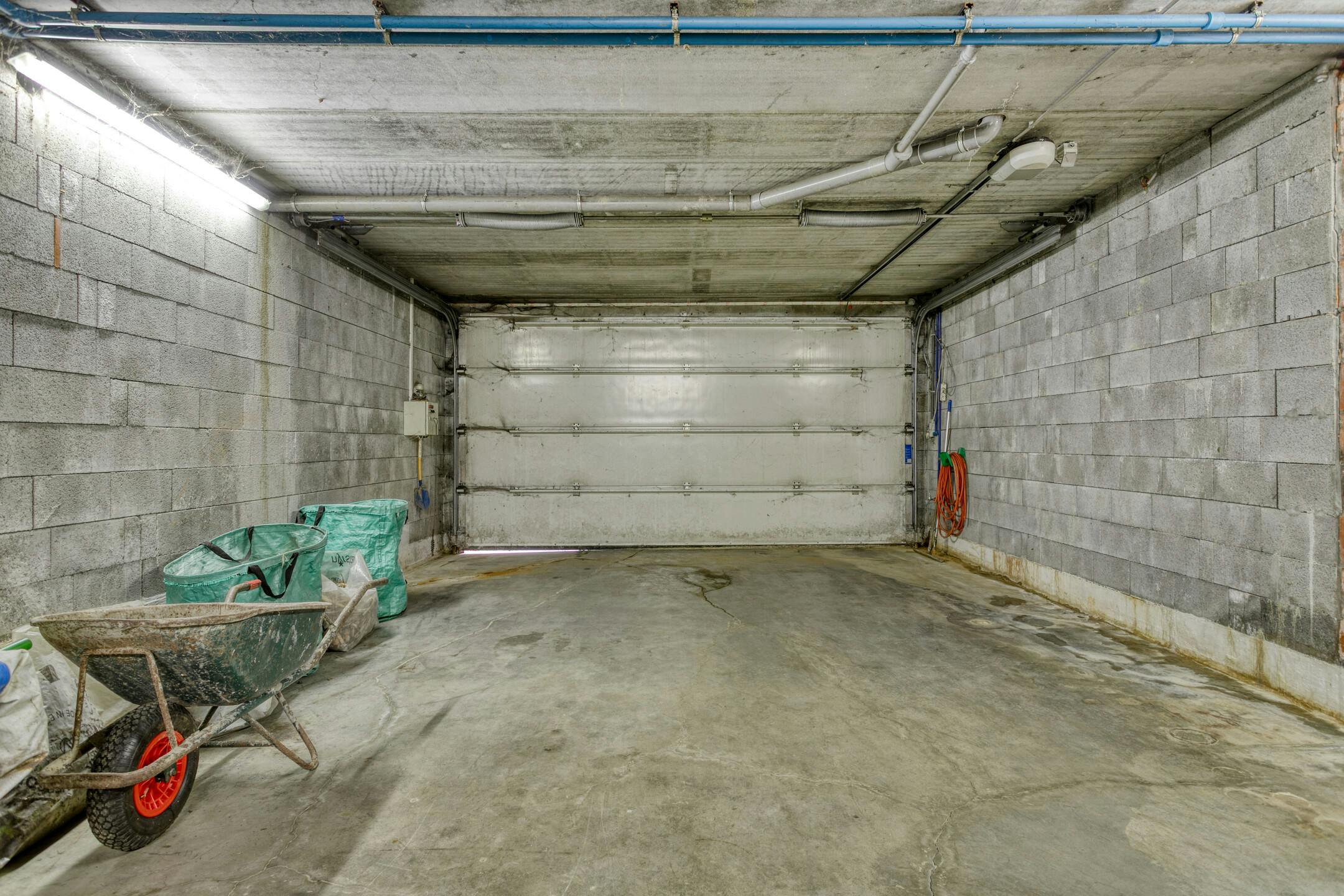 Ruime villa met 5 kamers te koop in Desselgem foto 29
