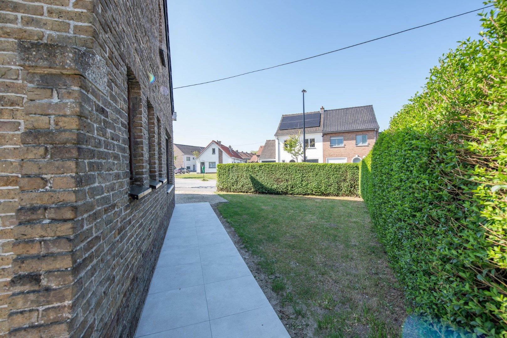 Gerenoveerde woning in rustige woonwijk TE HUUR in Waregem! foto 15