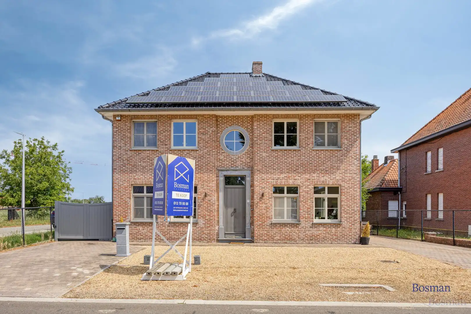 Gezinswoning met zwembad te koop in Klein-Vorst (Laakdal) foto {{pictureIndex}}