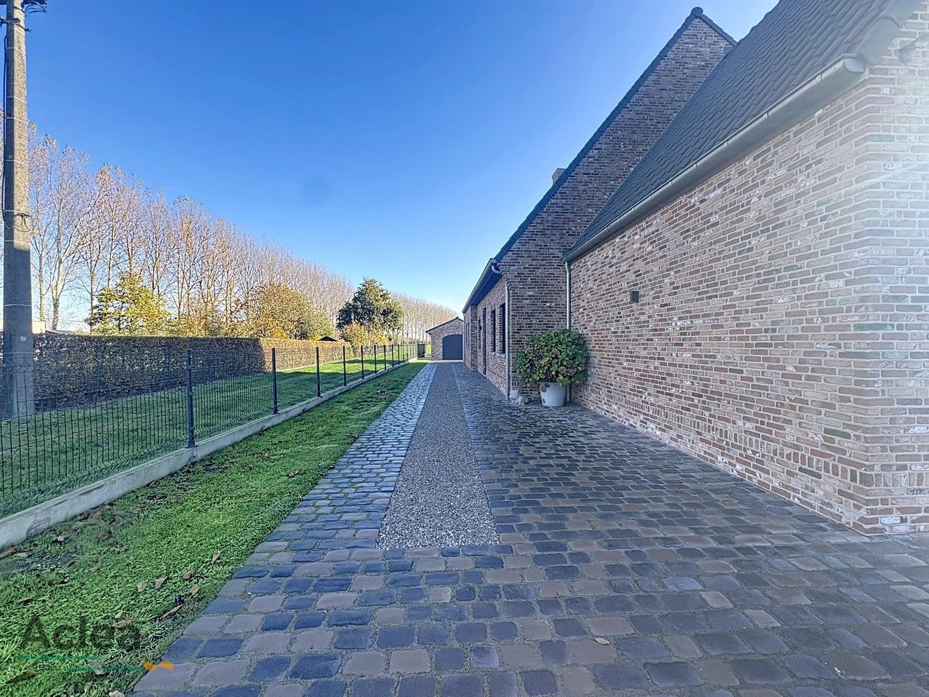 Prachtige woning met 3 slpks op een praktische locatie foto 30