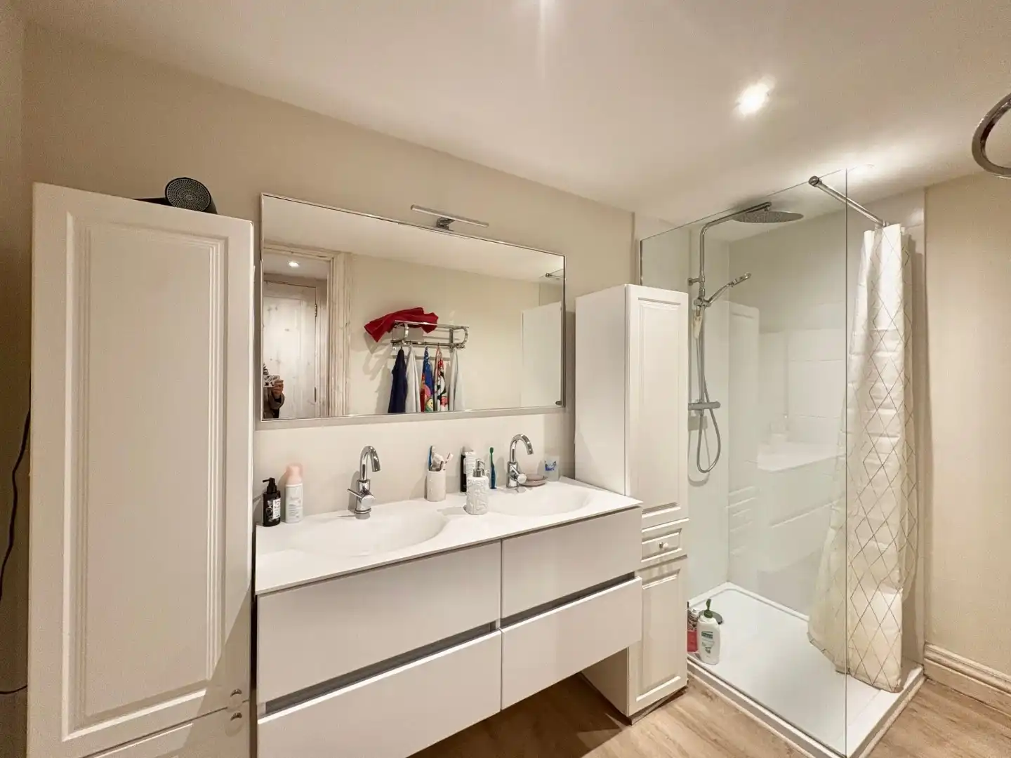 Sfeervol en ruim gelijkvloers 2-slaapkamerappartement met mezzanine foto 8