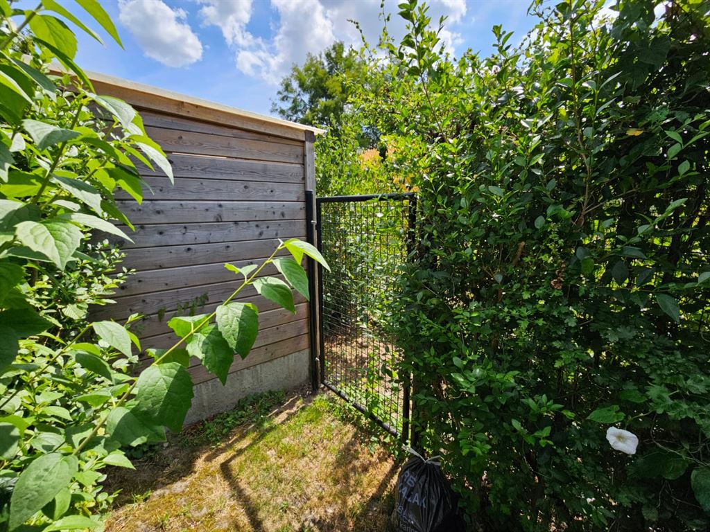 prachtig gerenoveerde en bemeubelde woning foto 29