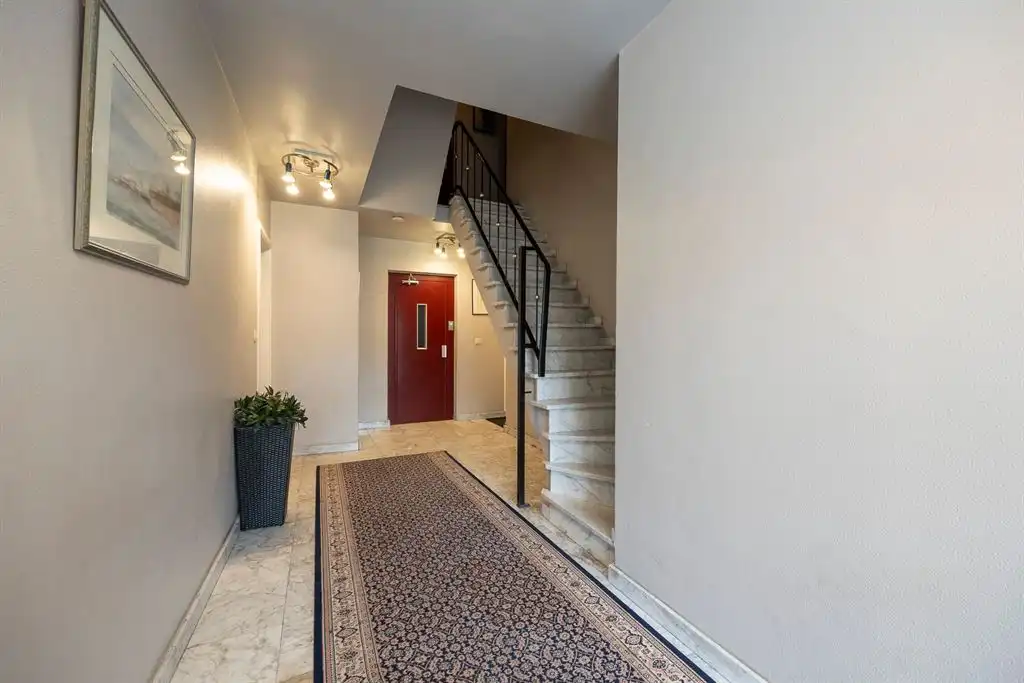 Ruim 2-slaapkamer appartement met terras en EPC B foto 19