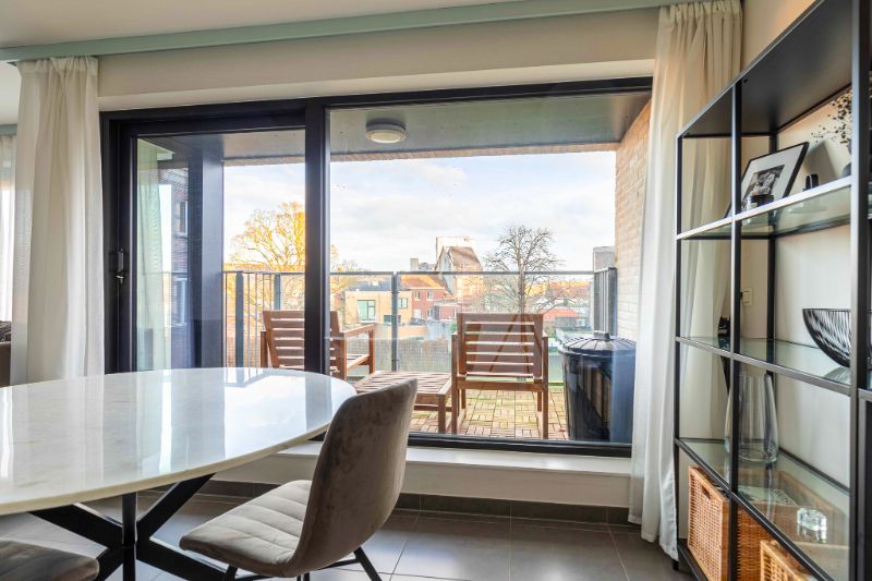 Centrum Izegem - Zeer ruim recent 2-slaapkamerappartement foto 6