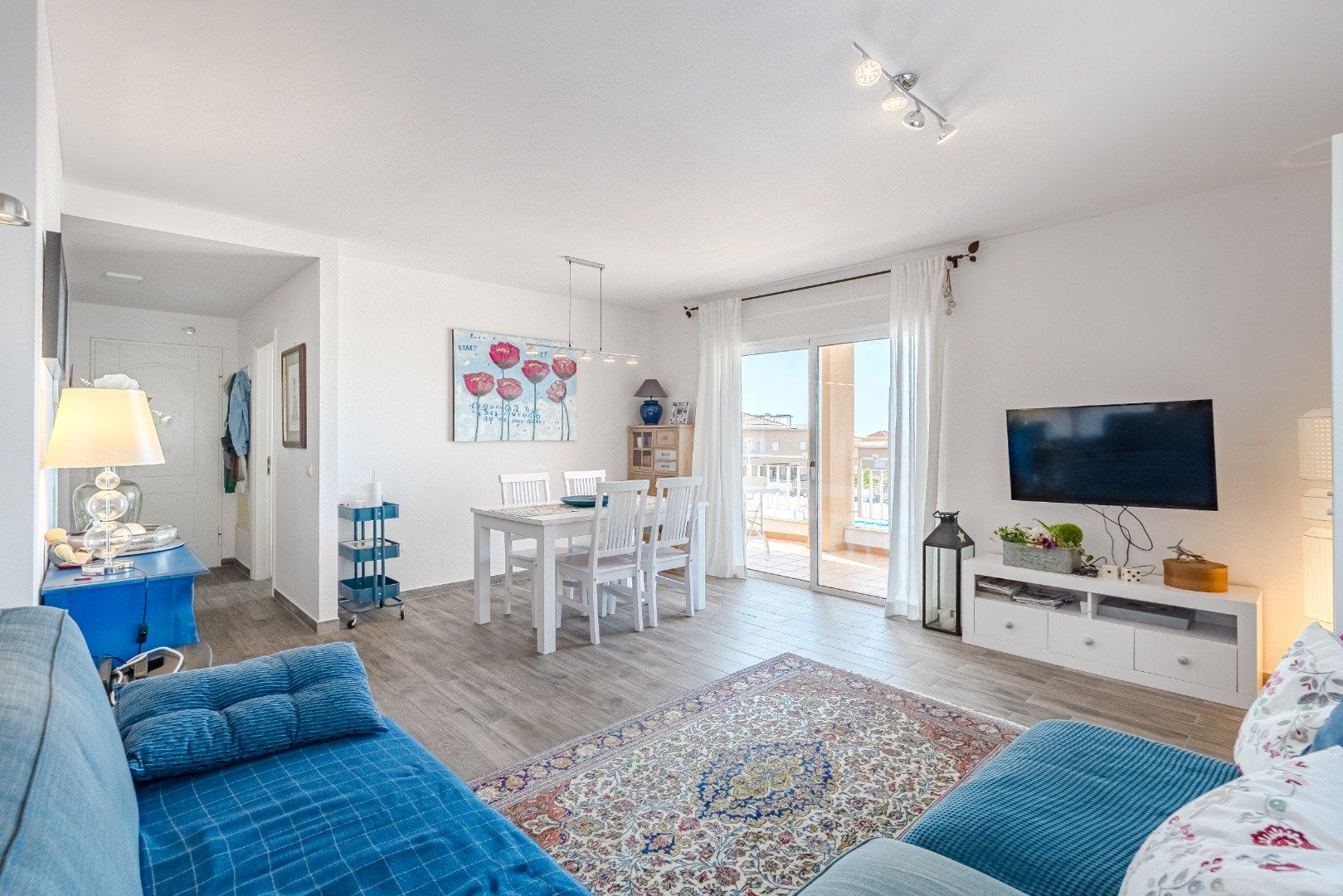 Ruim appartement met zeezicht foto 5
